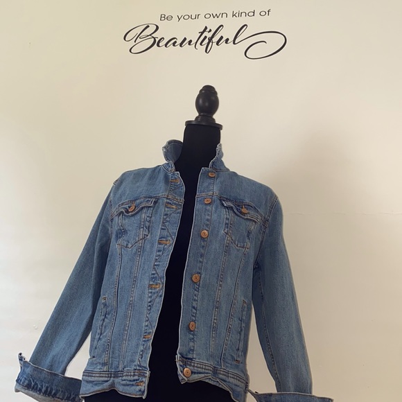 THE PERFECT JEAN JACKET - Picture 3 of 3
